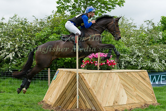 Michael Jackson (GBR) riding Psh Blue Tango