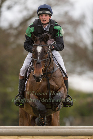 TOM JACKSON (GBR) AND  FIRE FLY