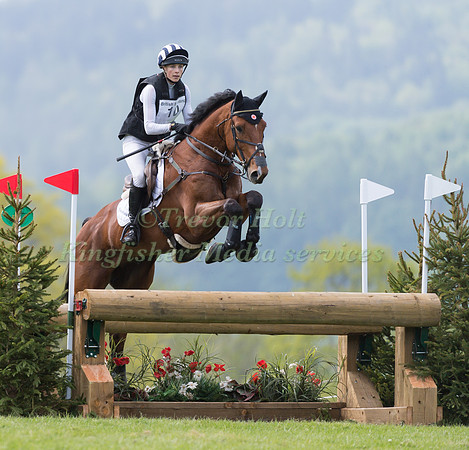 EDIE CAMPBELL RIDING  BRUNO FG