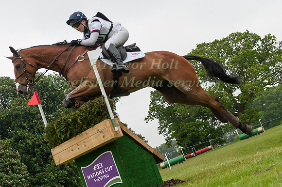 Laura  Collett (GBR) riding  Mr Bass