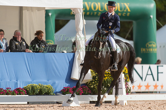 Michael Jung of Germany riding Halunke FBW