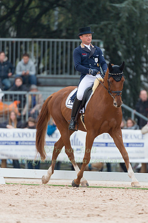 Michael Jung (GER) riding FIschertakinou
