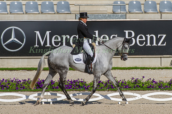 Jonelle Price riding Faerie Dianimo taking part in the dressage test