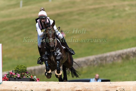 ROSE CARNEGIE (GBR) RIDING LANDINE