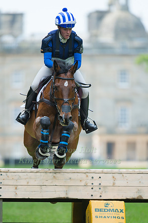 Imogen  Murray (GBR) riding  Shannondale Vintage