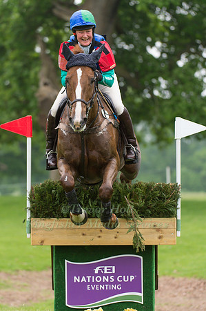 Annette Higgins riding Kec Digital Era