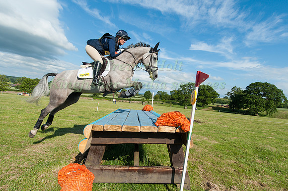 Kelly Aldous, Riding  Doblesse O