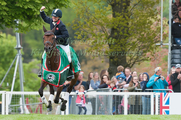 Piggy French (GBR) and  Vanir Kamira
