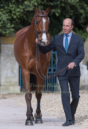 Tim Price (NZL) and  Ringwood Sky Boy