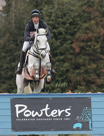 HARRY DZENIS  RIDING XAM (HC)