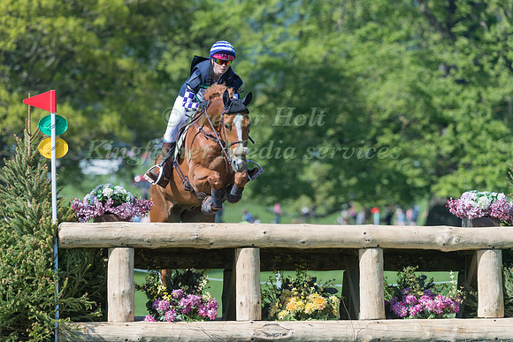 OLIVIA CATTON RIDING  JULIUS