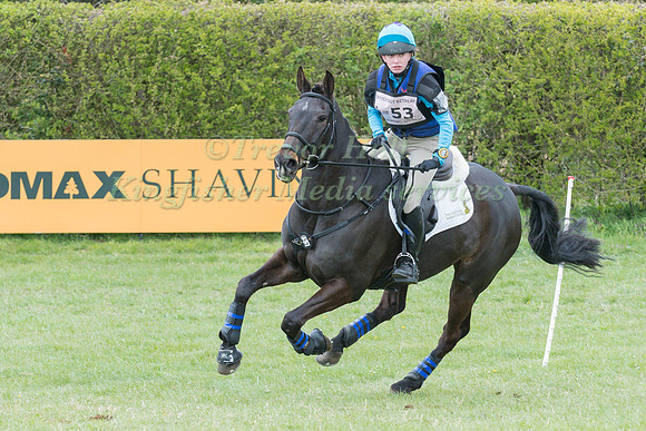 EMMA THOMAS (GBR) AND THE BUZZ FACTOR