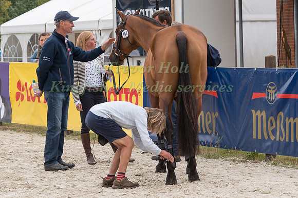 ROSALIND CANTER (GBR) AND ZENSHERA