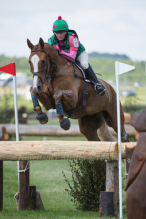 JESSICA WILLIAMS  RIDING  RICARD LIBRA