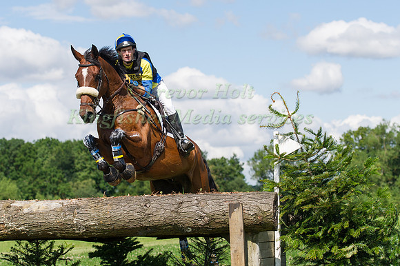 Tyler Cassells  riding Mystic Million