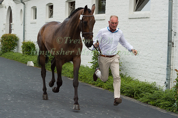 JURG KURBEL (GER) AND ENTERTAIN YOU