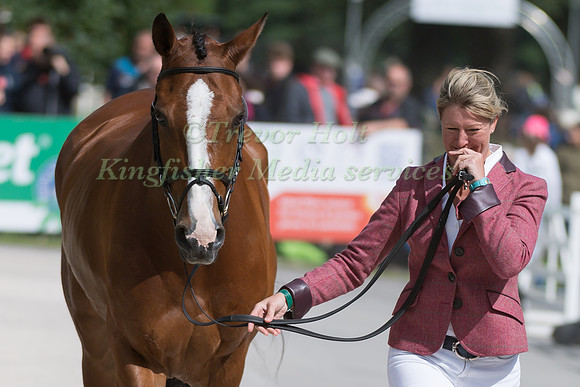 NICOLA WILSON (GBR) AND ONE TWO MANY AT THE EQUI-TREK CCI *** FINAL HORSE INSPECTION OF THE 2017 BRAMHAM INTERNATIONAL HORSE TRIALS