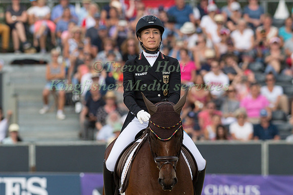 Ingrid Klimke (GER) and SAP Hale Bob OLD