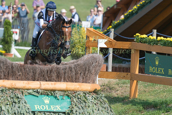 SARAH BULLIMORE (GBR) AND REVE DU ROUET