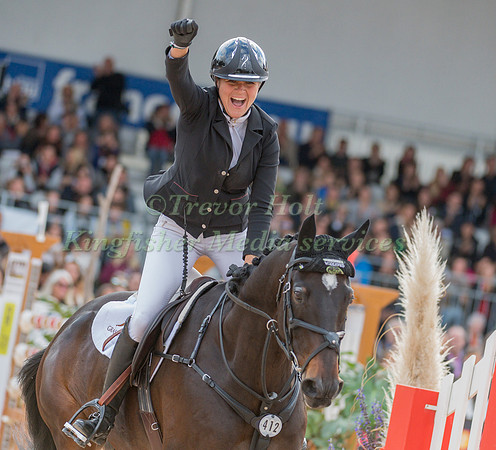 GWENDOLEN FER (FRA) AND ROMANTIC LOVE
