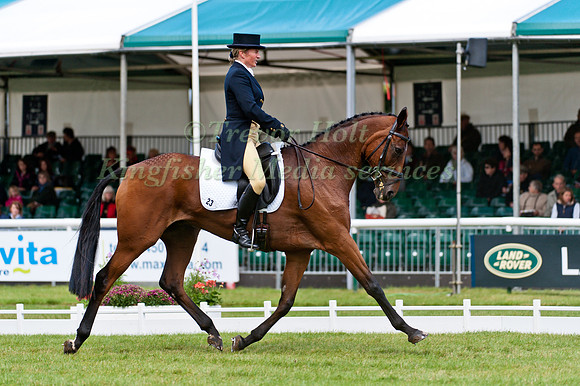 Rebecca Gibbs and Ariel Spirit
