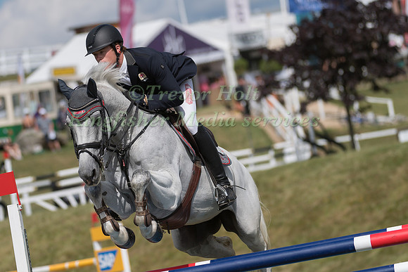 SAM ECROYD (GBR) AND ARCO BB-7