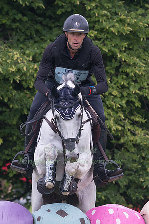 MATTHIEU  VANLANDEGHEM (FRA) AND TROUBLE FETE ENE HN