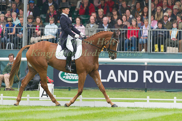 Chloe Newton Newmarket Vasco One