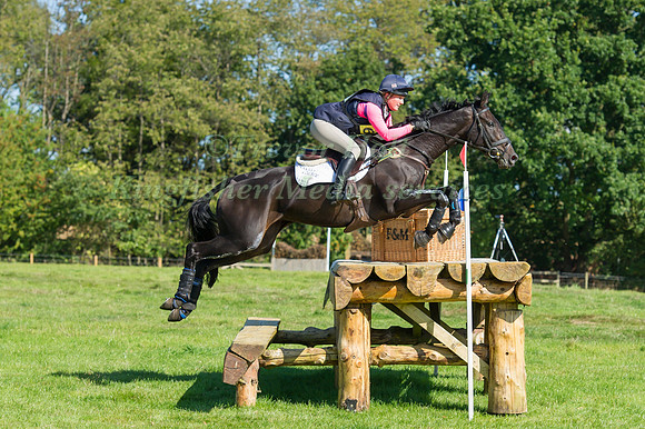 Emily Parker riding Howick Freedom
