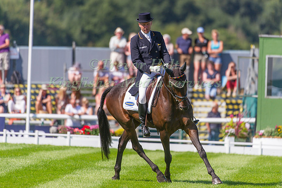 Andreas Dibowski and FRH Butts Leon