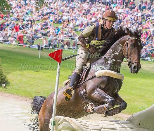 LAURA  HOOGEVEEN (NED) AND QUIBUS