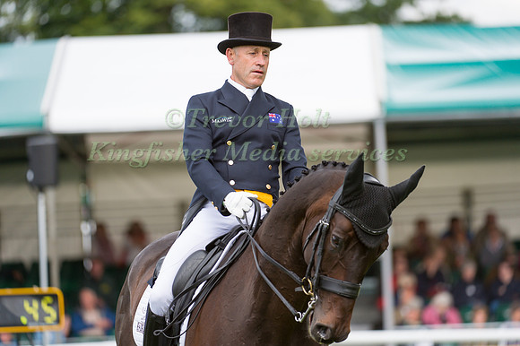 Andrew Hoy (AUS) and  Rutherglen