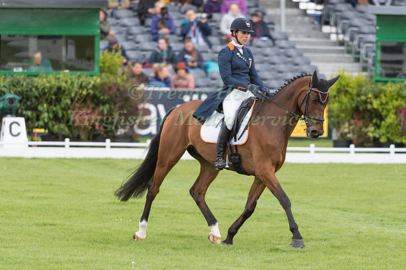 Merel Blom (NED) and  Rumour has it N.O.P