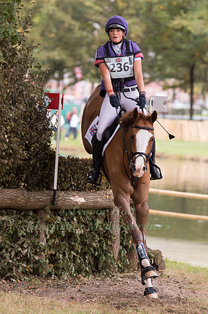 Emily King of Great Britain riding Dargun