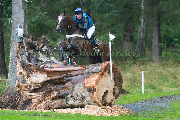 Niklas Lindback of Sweden riding Cendrillon