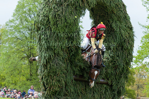 Sarah Stretton and Skip On