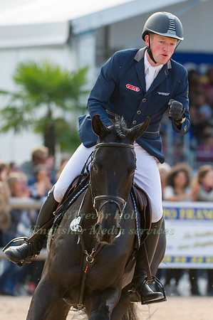 Class Hermann Romeike of Germany riding Cato 68
