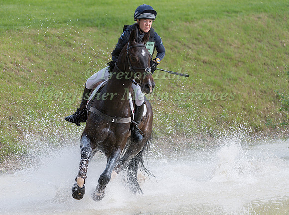 HANNA  BERG (SWE) AND QUITE SURVIVOR