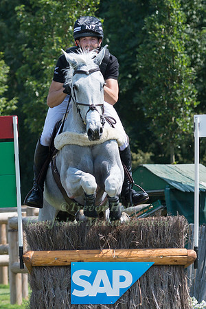 CLARKE JOHNSTONE (NZL) AND BALMORAL SENSATION