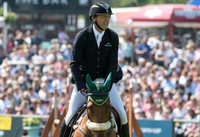 BILL  LEVETT (AUS) AND LASSBAN DIAMOND LIFT
