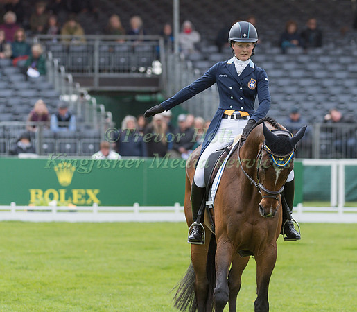 Malin Josefsson (SWE) and  Golden Midnight