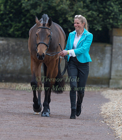 Izzy Taylor (GBR) and  Call Me Maggie May