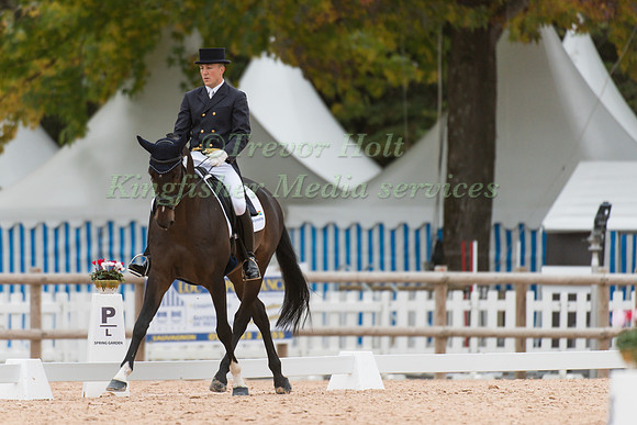 Alexander Peternell riding AP Uprising