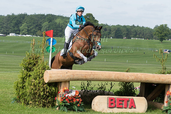 IZZY TAYLOR (GBR) AND DIRECT TULLYORAN CRUISE