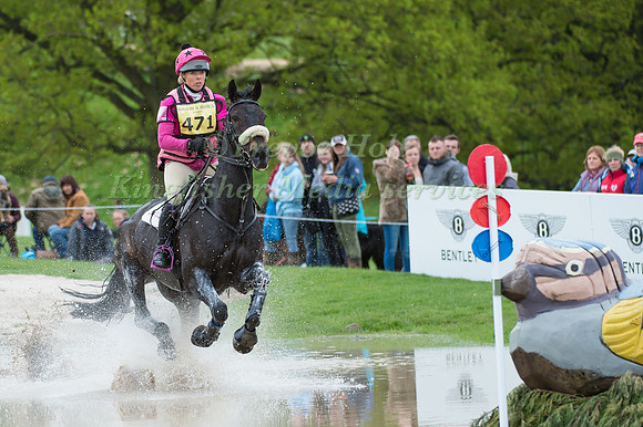 Emma Hyslop-Webb riding  PENNLANDS DOUGLAS
