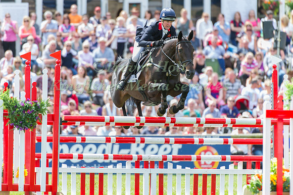 Nicola Wilson and Annie Clover