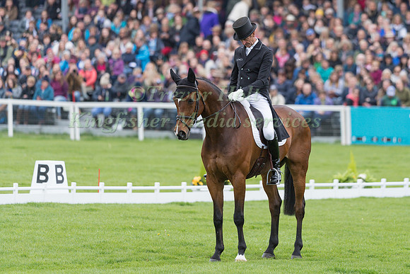 Mark Todd (NZL) and  NZB Campino