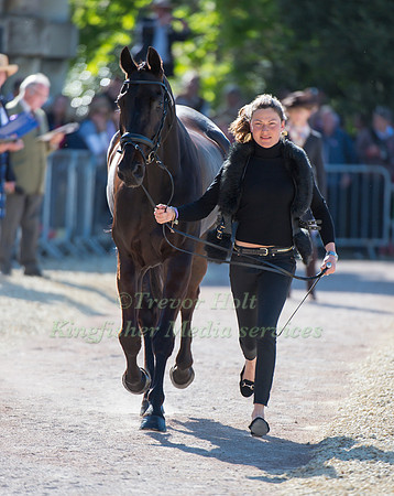 Kathryn Robinson of Canada and Let it Bee