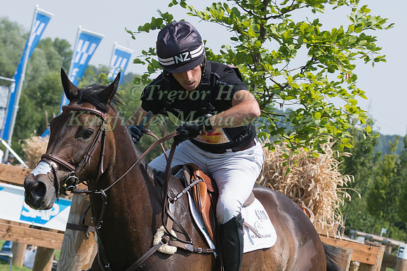 TIM PRICE (NZL) AND CEKATINKA