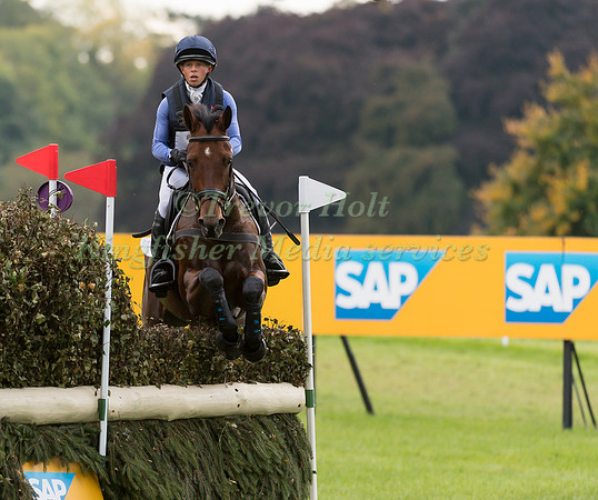 ROSALIND CANTER (GBR) RIDING ZENSHERA